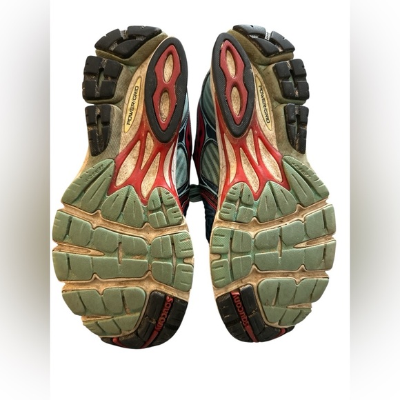 Saucony Triumph 11 Athletic Running Shoes - Picture 5 of 8